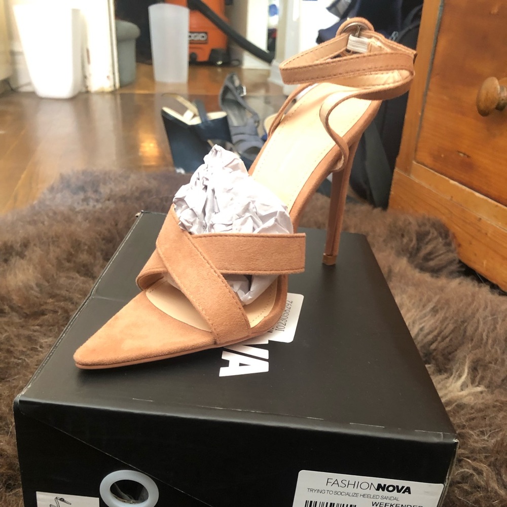 Fashion nova heeled sandal
